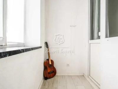продаж 2-к квартира Києво-Святошинський, Софіївська Борщагівка, 100000 $