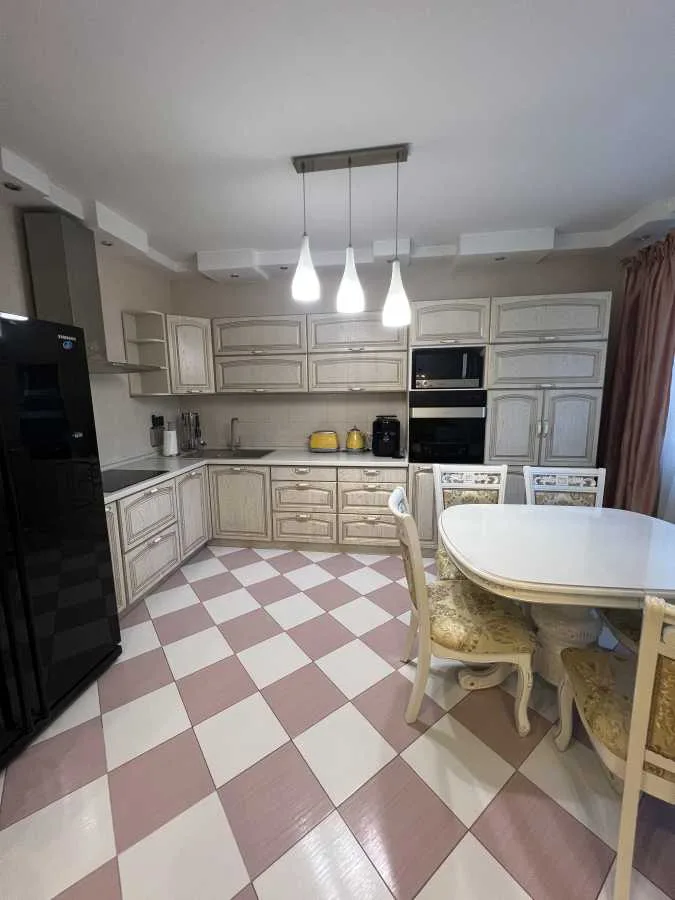 продаж 4-к квартира Київ, Солом`янський, 186000 $