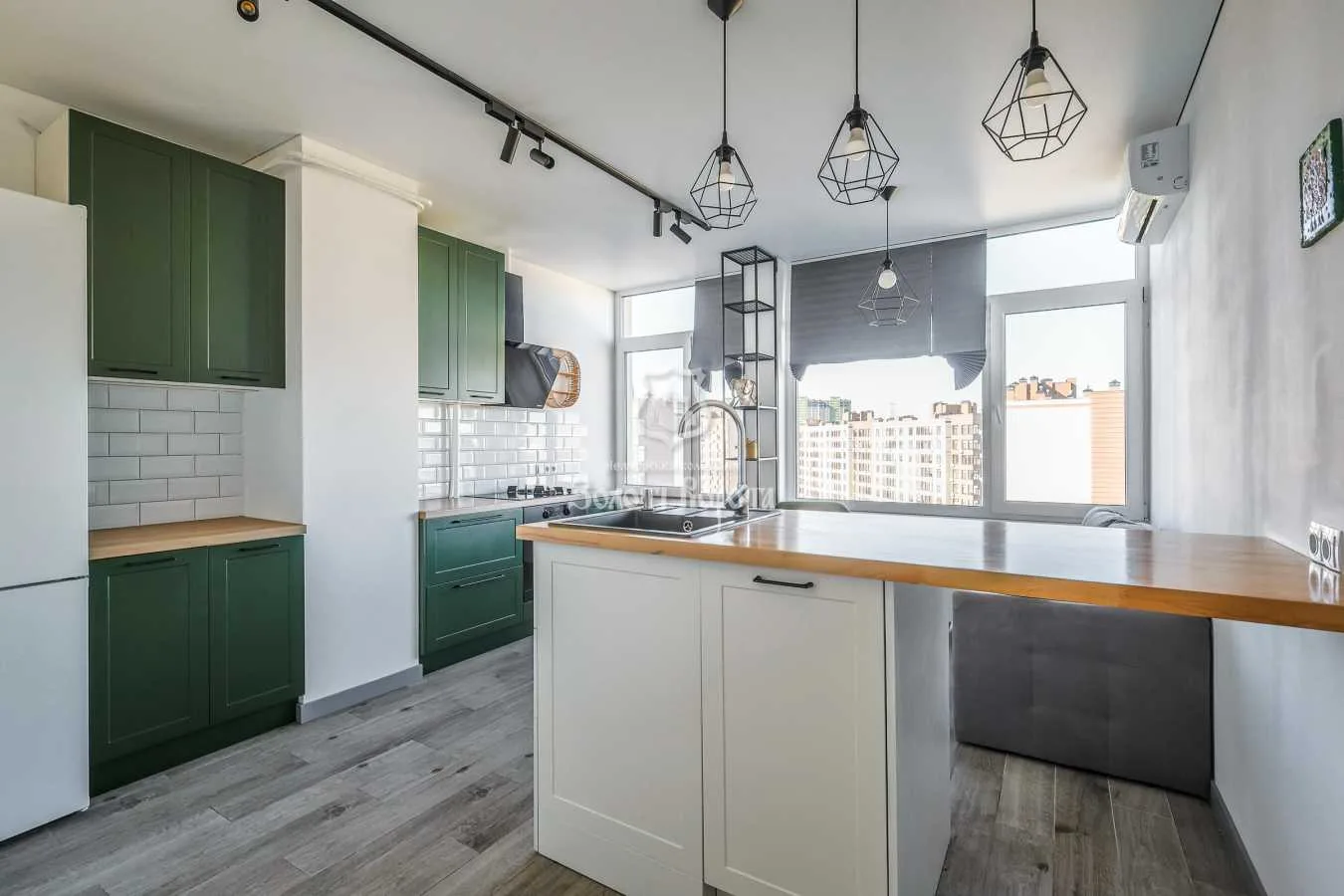 продаж 2-к квартира Київ, Солом`янський, 138000 $