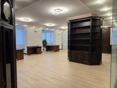 довгострокова оренда офісне приміщення Київ, Печерський, 6500 $/міс.