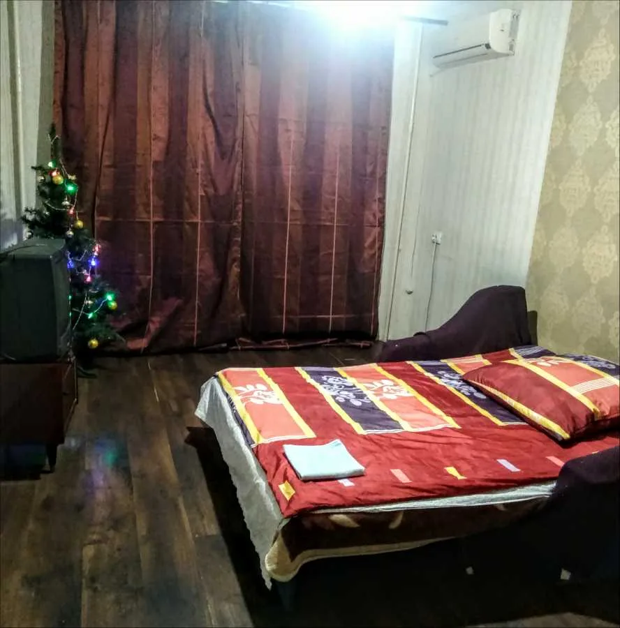 подобова оренда 2-к квартира Криворізький, Кривий Ріг, 700 грн./добу