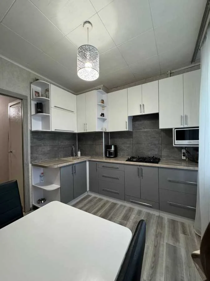 продаж 1-к квартира Білоцерківський, Біла Церква, 50900 $