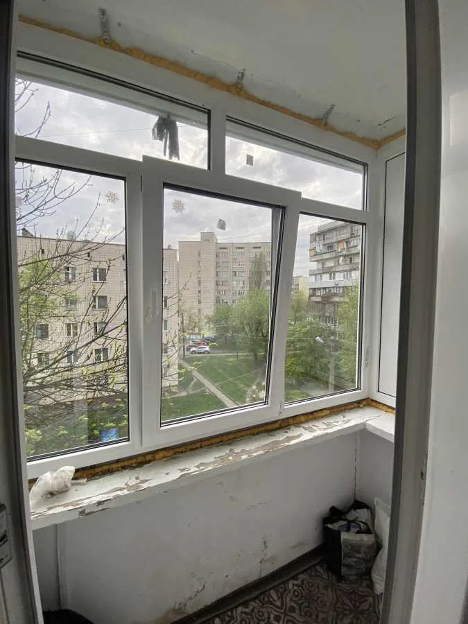 продаж кімната Київ, Деснянський, 12000 $
