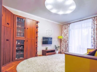 продаж 3-к квартира Київ, Шевченківський, 163000 $