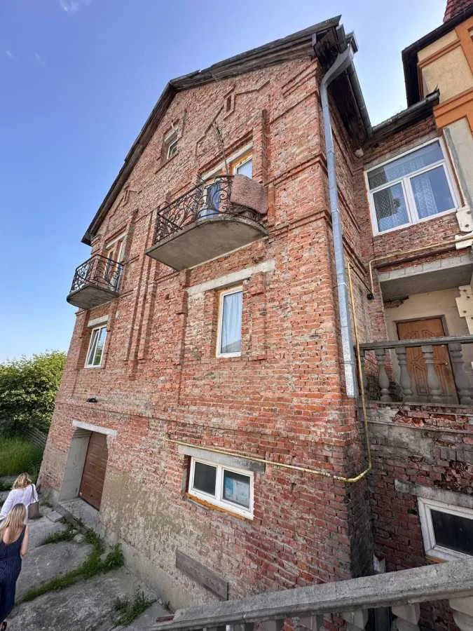 продаж 8-к квартира Рівне, 88000 $