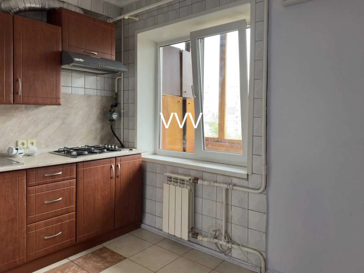 продаж 3-к квартира Київ, Дніпровський, 71000 $