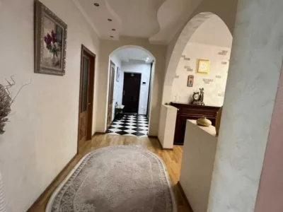 продаж 4-к квартира Київ, Солом`янський, 186000 $
