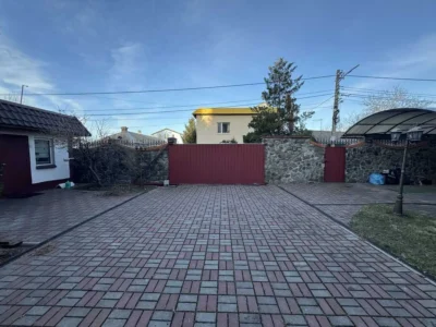 довгострокова оренда 14-к будинок Київ, Голосіївський, 9000 $/міс.