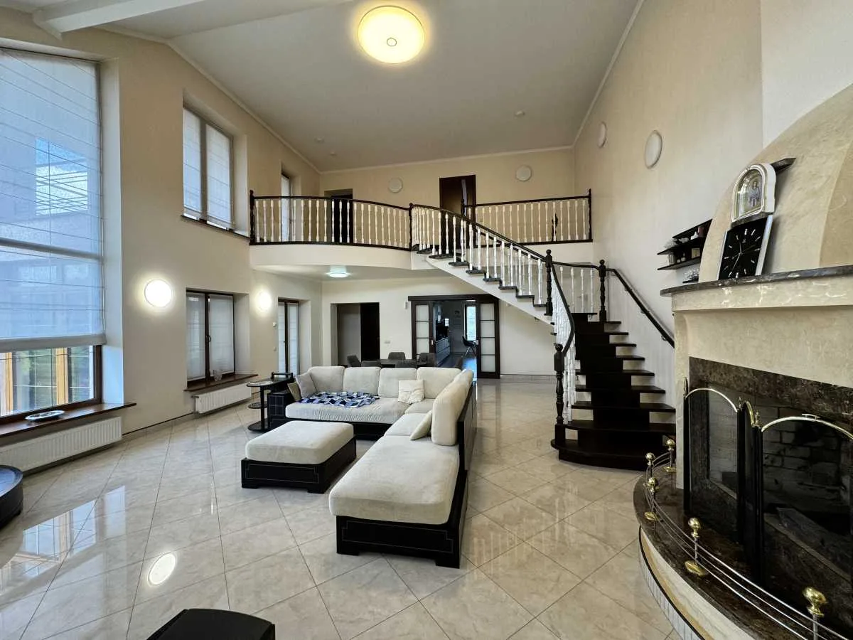 продаж 4-к будинок Київ, Дарницький, 275000 $