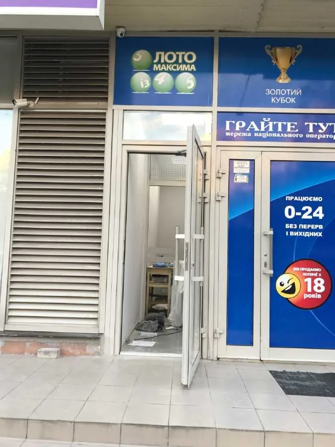довгострокова оренда торгові площі Київ, Голосіївський, 14000 грн./міс.
