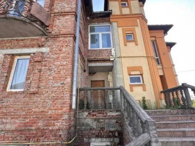 продаж 8-к квартира Рівне, 88000 $