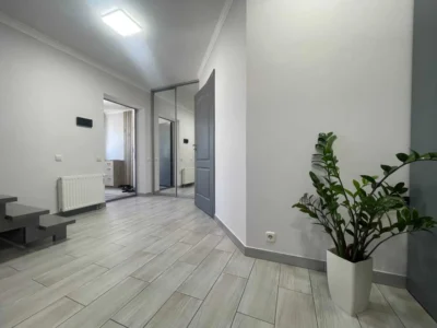 продаж 4-к будинок Києво-Святошинський, Лісники, 170000 $