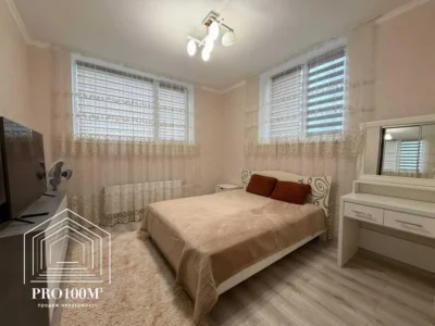 продаж 3-к квартира Києво-Святошинський, Білогородка, 130000 $
