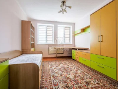 продаж 4-к квартира Київ, Святошинський, 144000 $