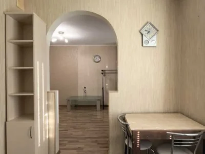 продаж 1-к квартира Київ, Дніпровський, 48000 $