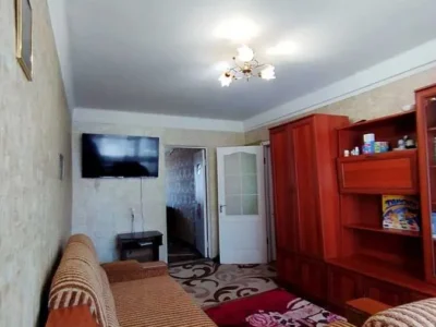 продаж 2-к квартира Кам`янське, Південний, 23000 $
