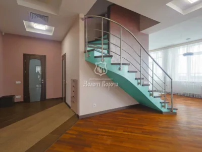 продаж 4-к квартира Київ, Святошинський, 150000 $