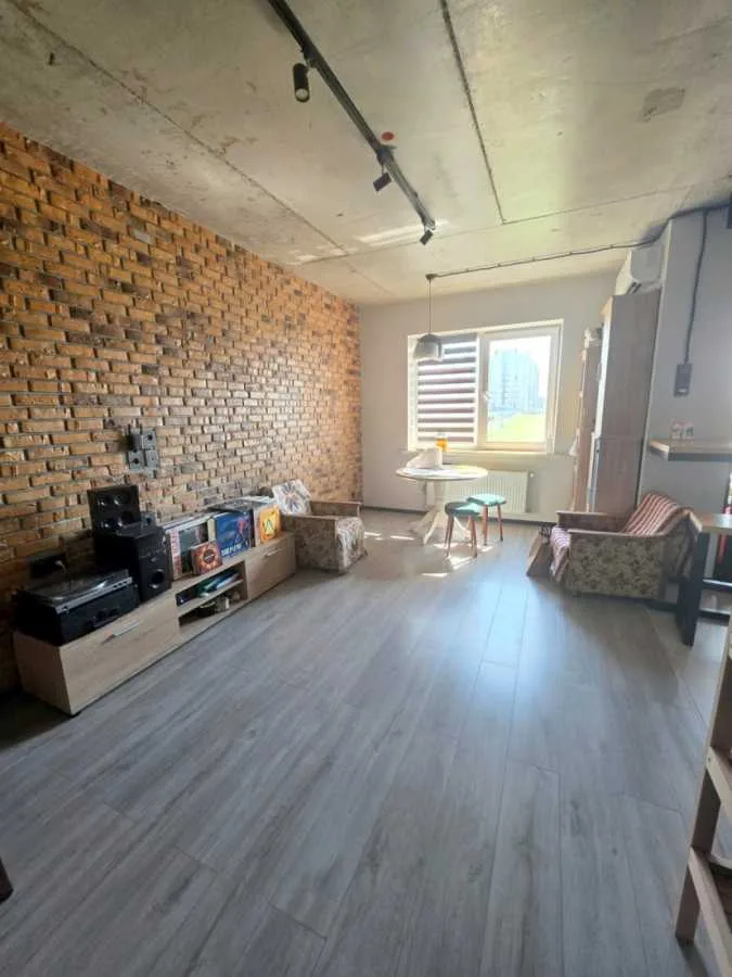 продаж 3-к квартира Києво-Святошинський, Софіївська Борщагівка, 105000 $