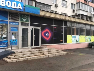 довгострокова оренда торгові площі Київ, Голосіївський, 14000 грн./міс.