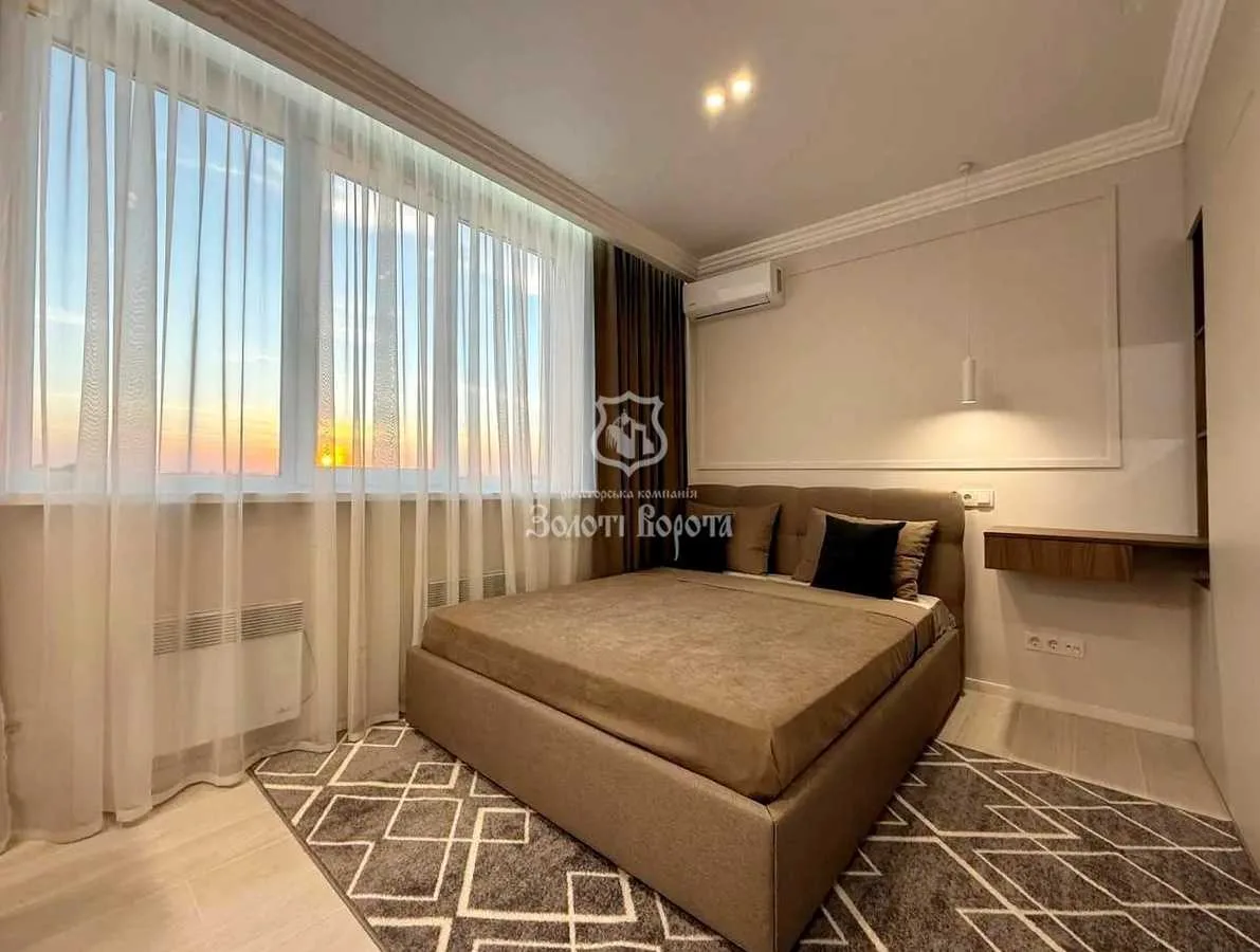 продаж 1-к квартира Київ, Солом`янський, 73000 $