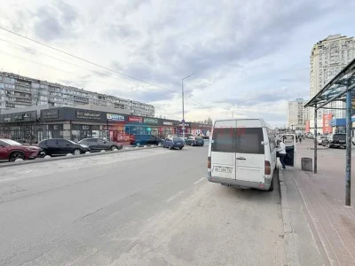 довгострокова оренда торгові площі Київ, Оболонський, 143000 грн./міс.