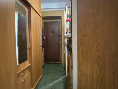 Продам 3 кімнатну квартиру 64м2, Кубанської України 25/21, м. Лісова, Лісовий масив, Київ