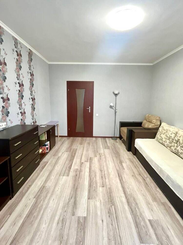 1кім. з ремонтом Ліко-Град, Симоененка вул., 5А
