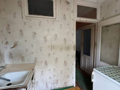 1кімн. Пл. Космонавтів. Мартиросяна, Антонова.