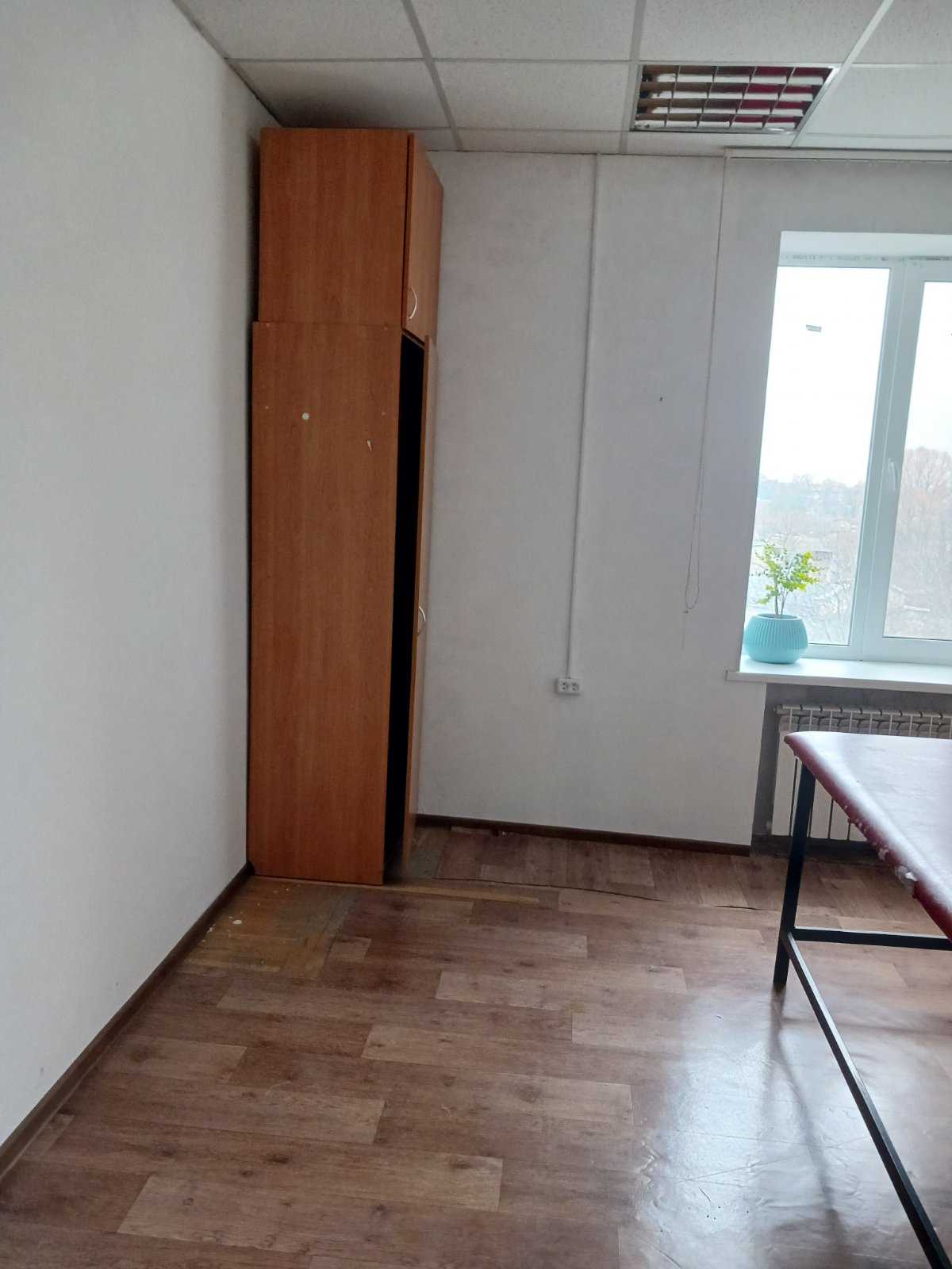 Сдам кабинет 13 кв.м. пр. Воронцова Правды