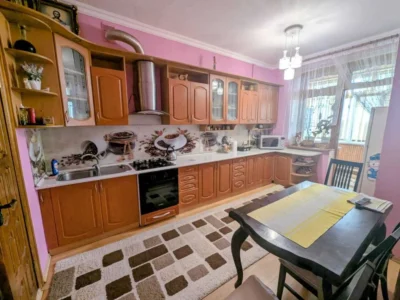 продаж 3-к квартира Білоцерківський, Біла Церква, 155000 $
