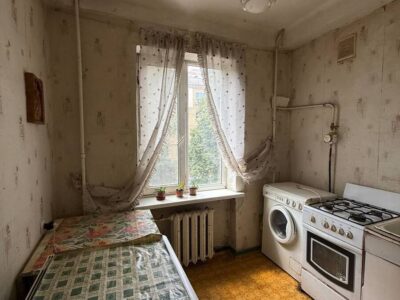 1кімн. Пл. Космонавтів. Мартиросяна, Антонова.