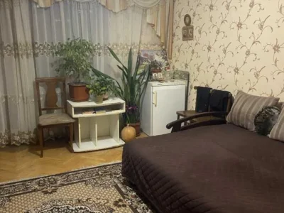 продаж 4-к квартира Київ, Дніпровський, 70000 $