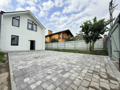 продаж 3-к будинок Києво-Святошинський, Хотів, 92500 $