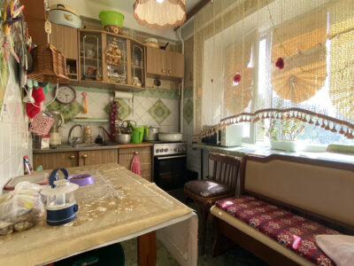 Продам 3 кімнатну квартиру 64м2, Кубанської України 25/21, м. Лісова, Лісовий масив, Київ