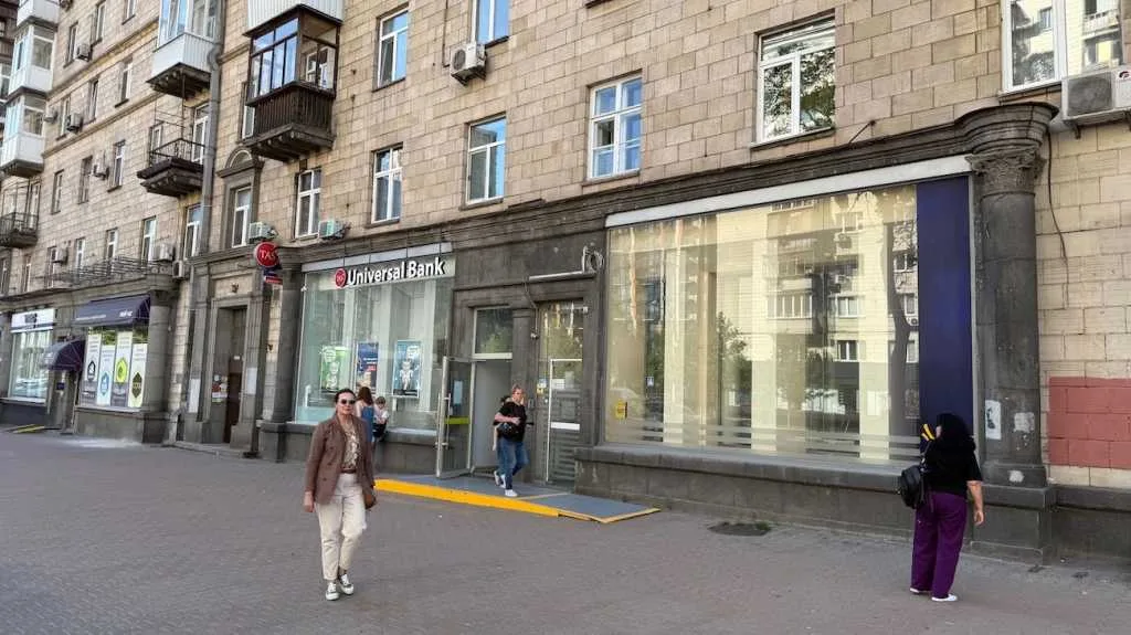 довгострокова оренда торгові площі Київ, Печерський, 5696 $/міс.