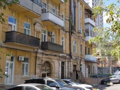 довгострокова оренда торгові площі Київ, Голосіївський, 45000 грн./міс.