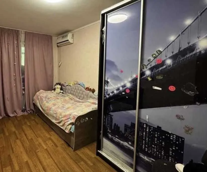 продаж 3-к квартира Дніпро, Соборний, 54500 $
