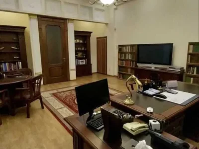 продаж офісна будівля Київ, Солом`янський, 199999 $