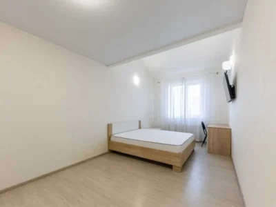 продаж 3-к квартира Києво-Святошинський, Софіївська Борщагівка, 81000 $