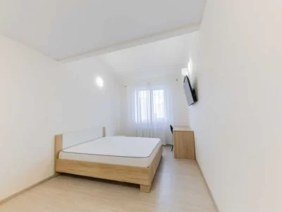 продаж 3-к квартира Києво-Святошинський, Софіївська Борщагівка, 81000 $