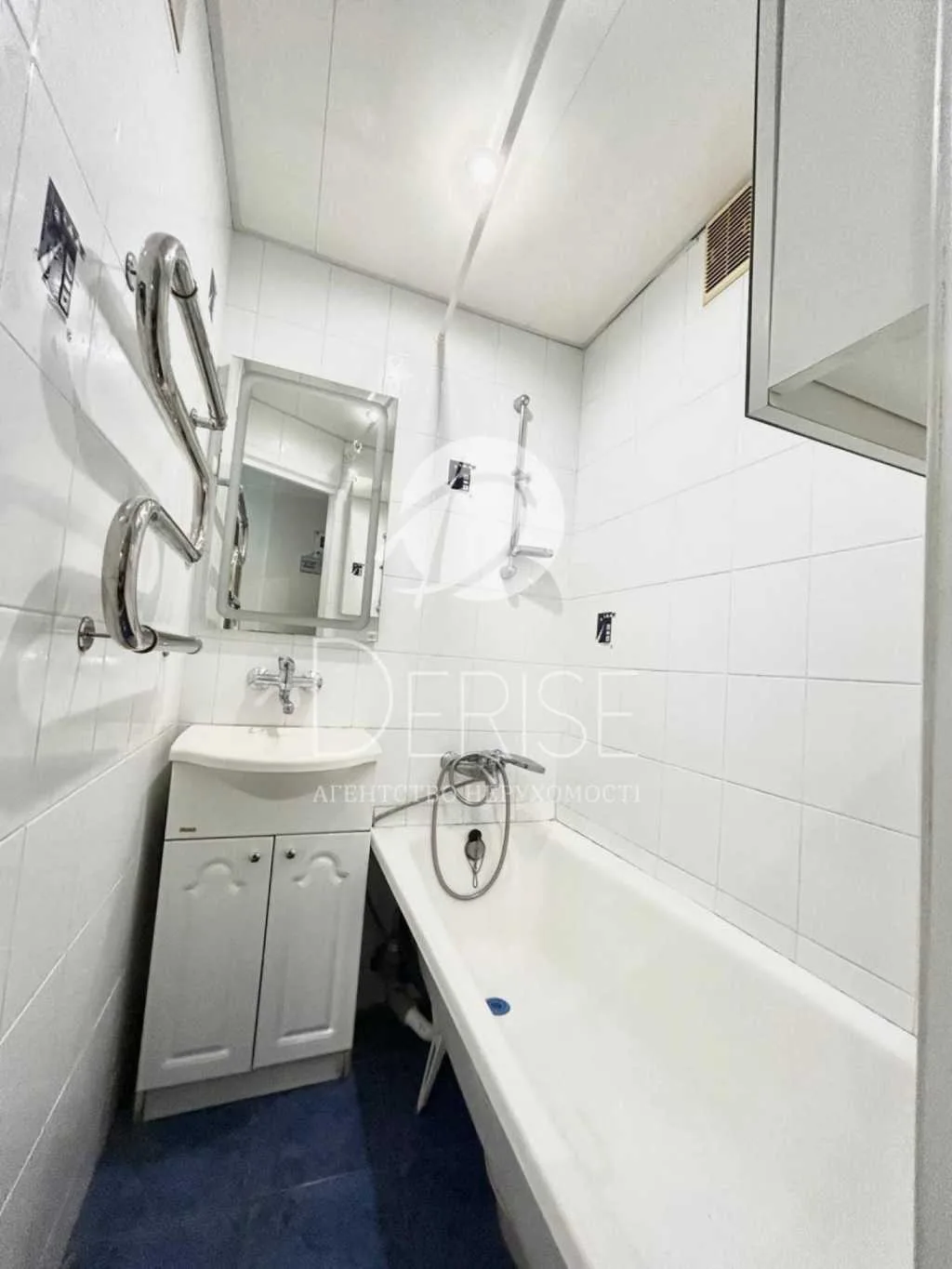 продаж 3-к квартира Київ, Голосіївський, 105000 $