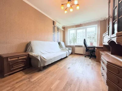продаж 3-к квартира Київ, Дніпровський, 69500 $