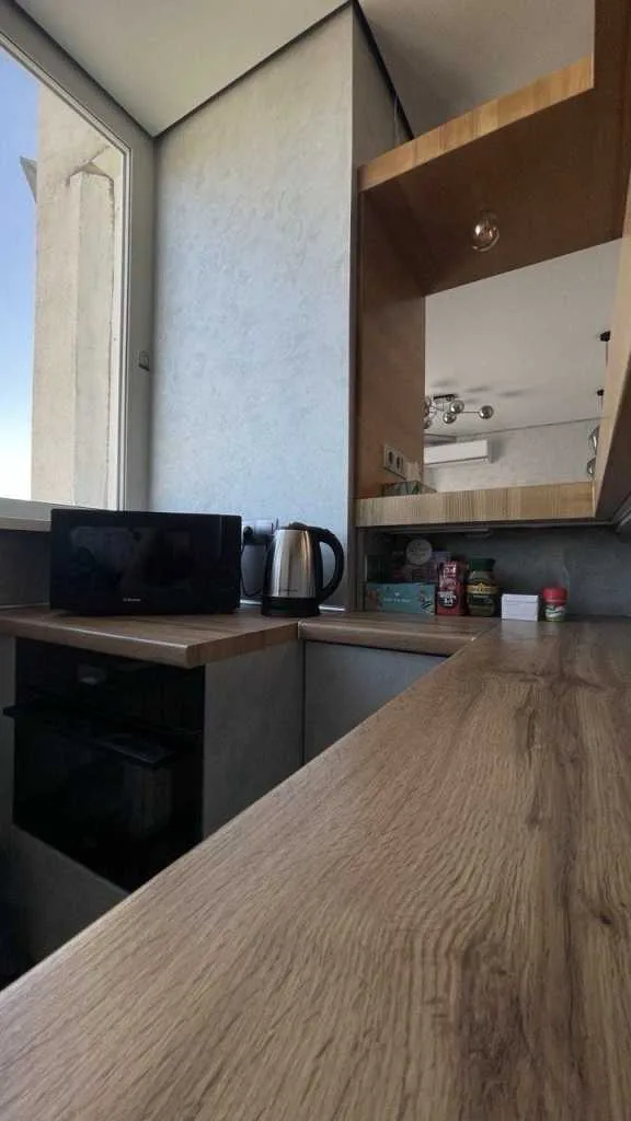 Без % Продаж 2к - двох окремих Євро-студій. Бажана 16. Держпрограми+