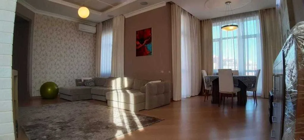 продаж 4-к квартира Київ, Шевченківський, 350000 $