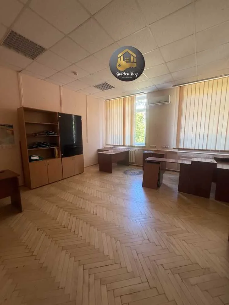 довгострокова оренда офісне приміщення Київ, Печерський, 12000 грн./міс.