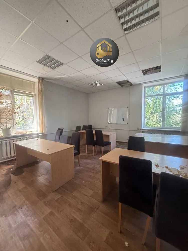 довгострокова оренда офісне приміщення Київ, Печерський, 18000 грн./міс.