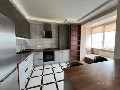 продаж 3-к квартира Києво-Святошинський, Софіївська Борщагівка, 117000 $