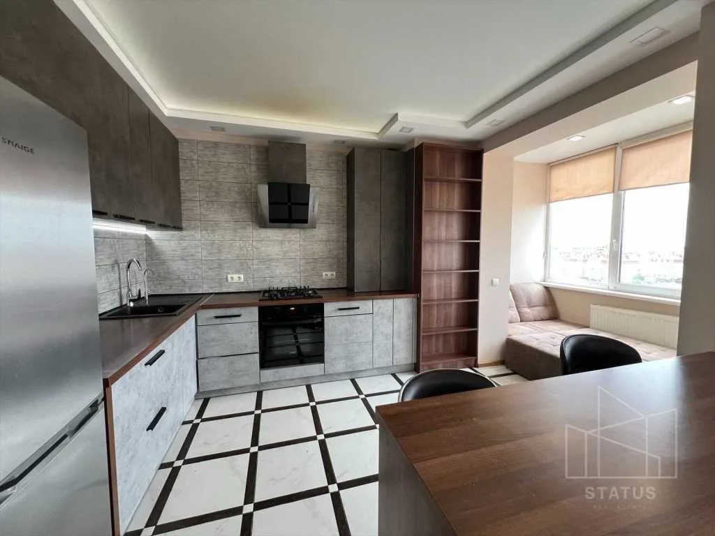 продаж 3-к квартира Києво-Святошинський, Софіївська Борщагівка, 117000 $