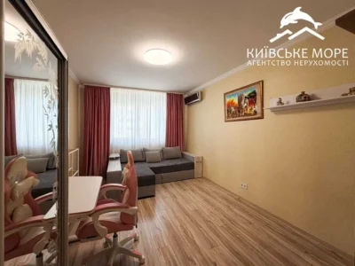 продаж 3-к квартира Київ, Дніпровський, 85000 $