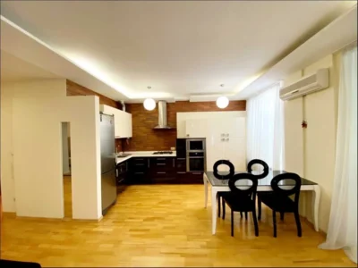 подобова оренда 2-к квартира Дніпро, Центральний, 2200 грн./добу